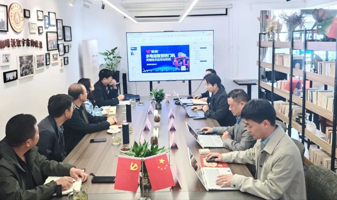 潘家口水庫(kù)工程管理處黨委書(shū)記、處長(zhǎng)雷振國(guó)一行蒞臨微特調(diào)研